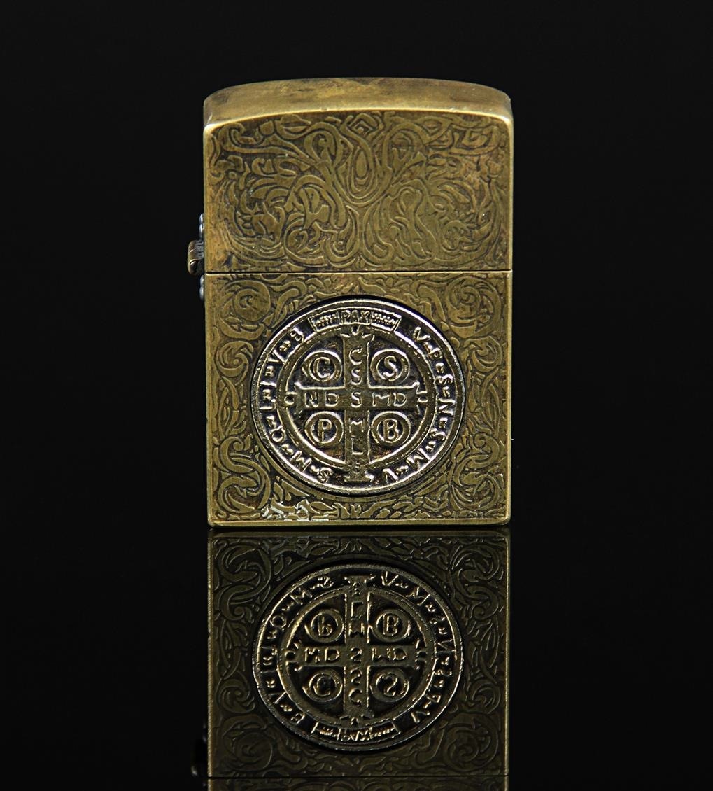 CONSTANTINE (2005) John Constantine's (Keanu Reeves) Cigarette