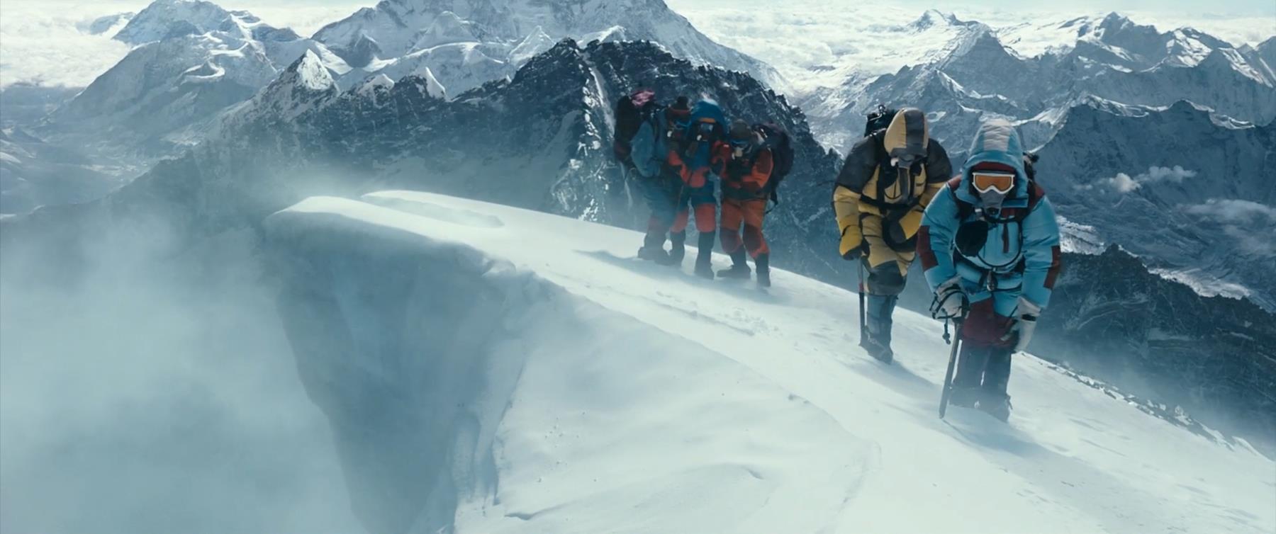 Mountain survival. Эверест фильм 2015. Гора Эверест фильм. Эверест 2015 Постер. Джилленхол Эверест.