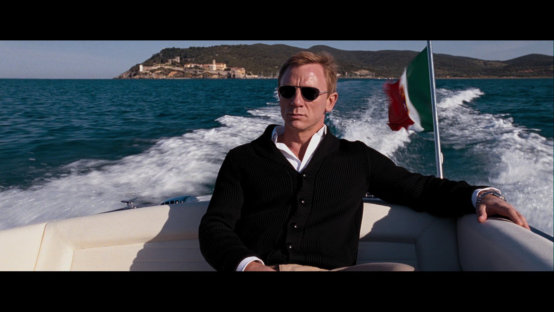 JAMES BOND QUANTUM OF SOLACE (2008) James Bond's (Daniel Craig