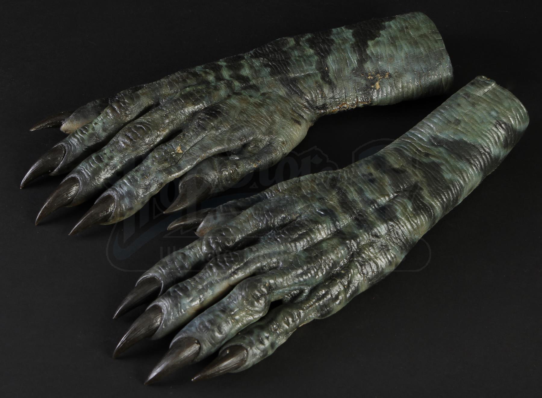 MEN IN BLACK II 2002 Shark Guy Mask And Gloves Current Price 3500