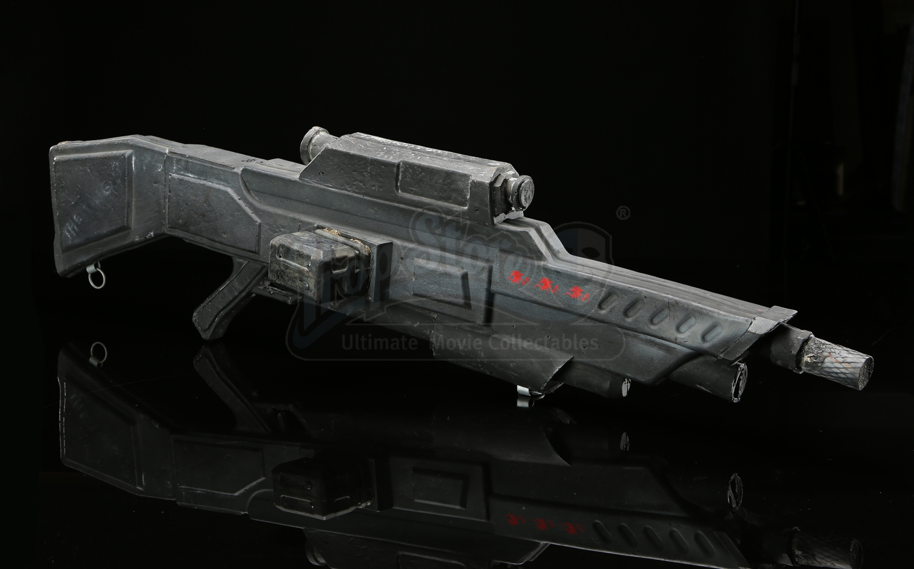 STARSHIP TROOPERS 2: HERO OF THE FEDERATION - Stunt E-Pulse 44 Rifle -  Current price: $500