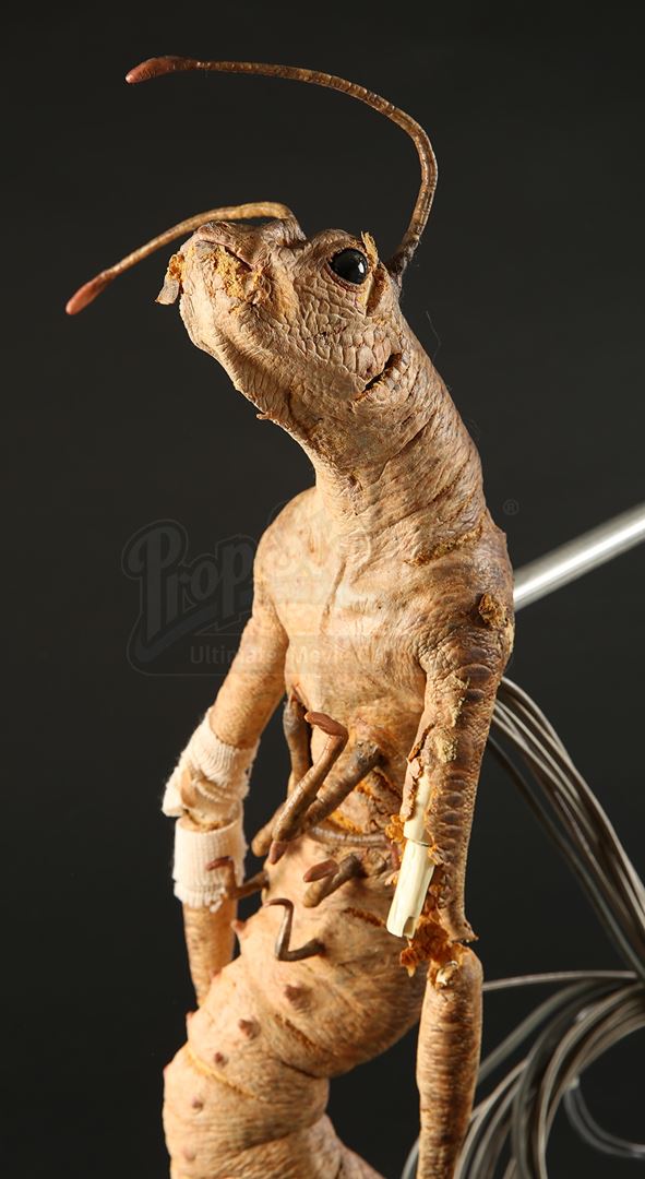 MEN IN BLACK II (2002) Damaged Mechanical Worm Guy Puppet Current