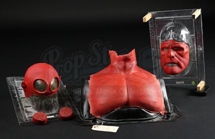 Hellboy Device HELLBOY (2004)