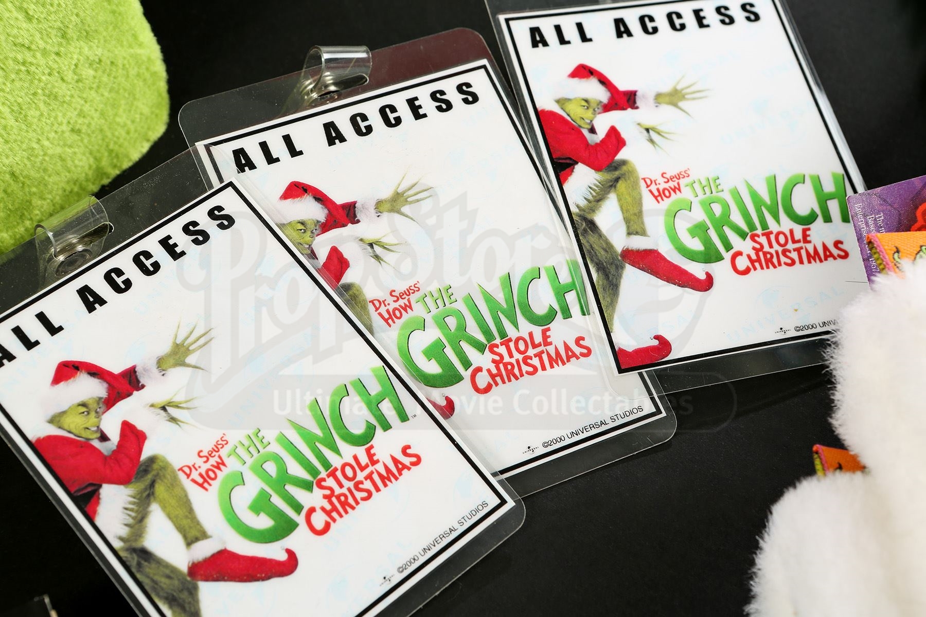 HOW THE GRINCH STOLE CHRISTMAS (2000) Grinch Gifts and Passes