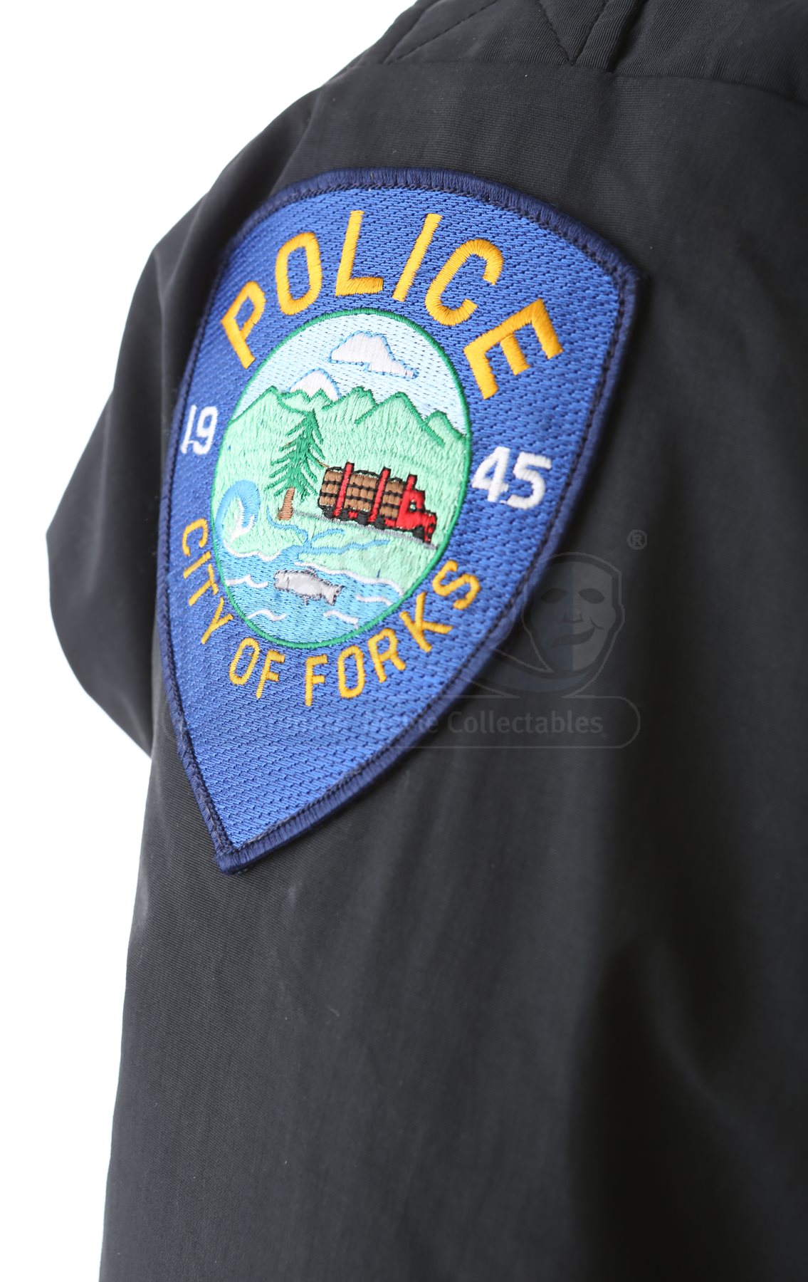Charlie Swan’s Forks Police Costume Current price 600