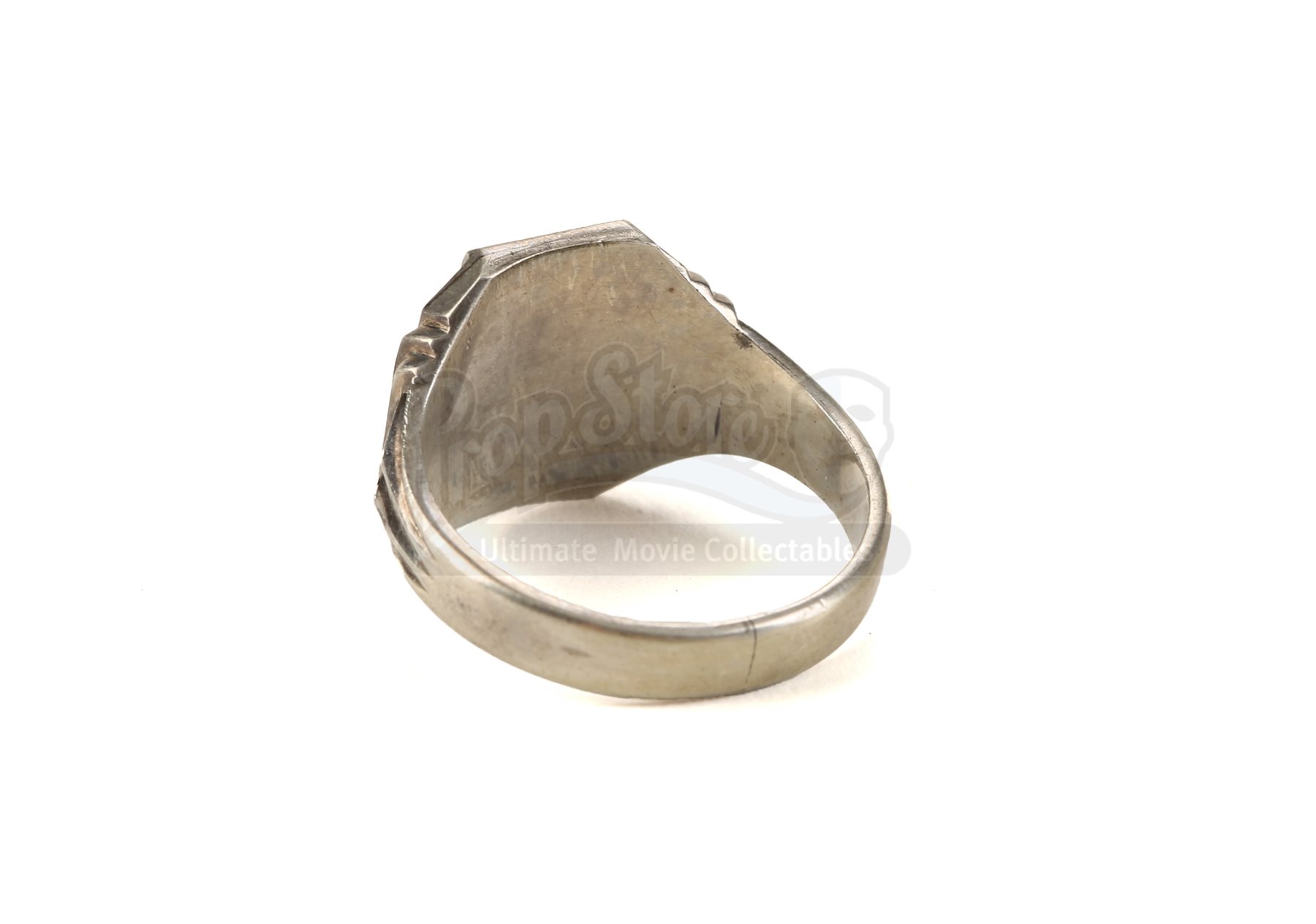 Edward Cullen’s Flashback Masen Ring Current price 750