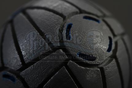 ENDER'S GAME - Petra Arkanian’s (Hailee Steinfeld) Target Ball Pair 04 ...