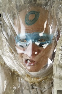 46057_Batman_and_Robin_Frozen_Guy_with_Newspaper_2
