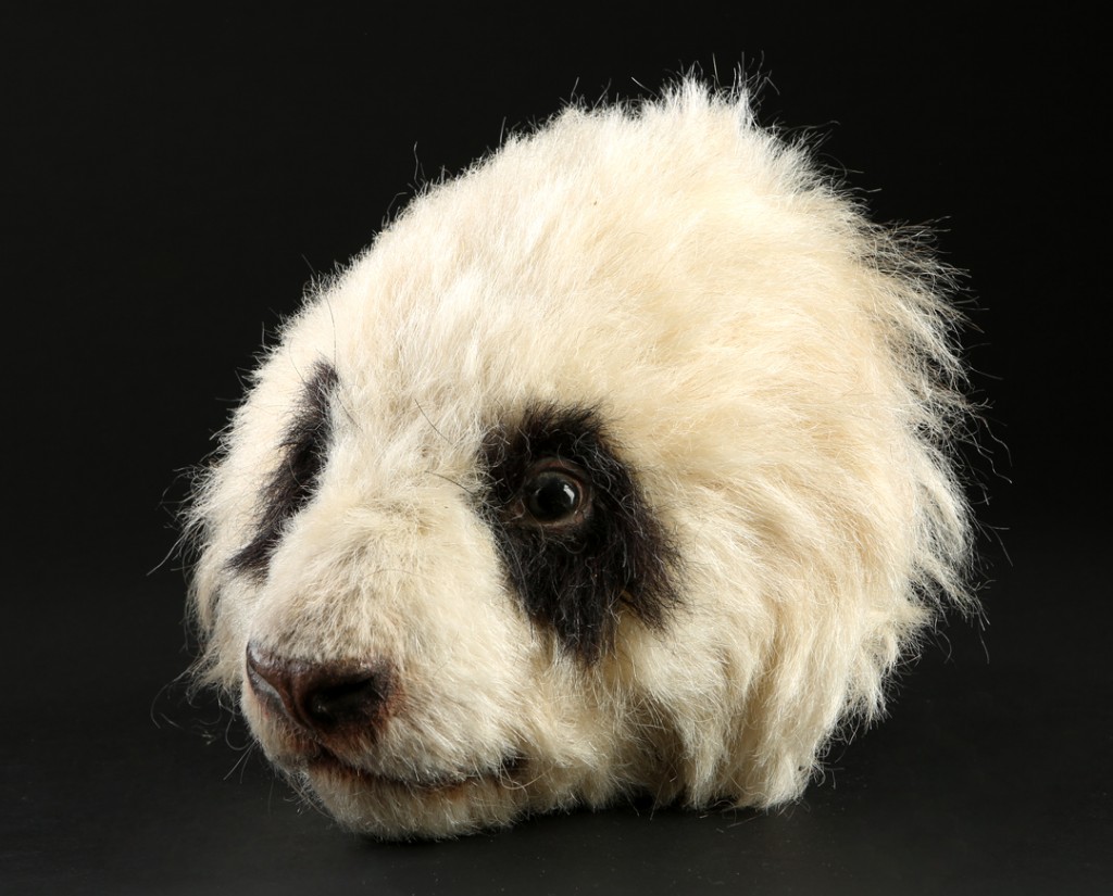 38464_Amazing_Panda_Adventure_Panda_Face_on_Blaster_2