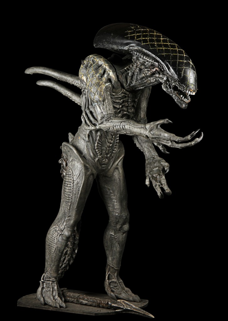 AVP-FullSizeGridAlien5
