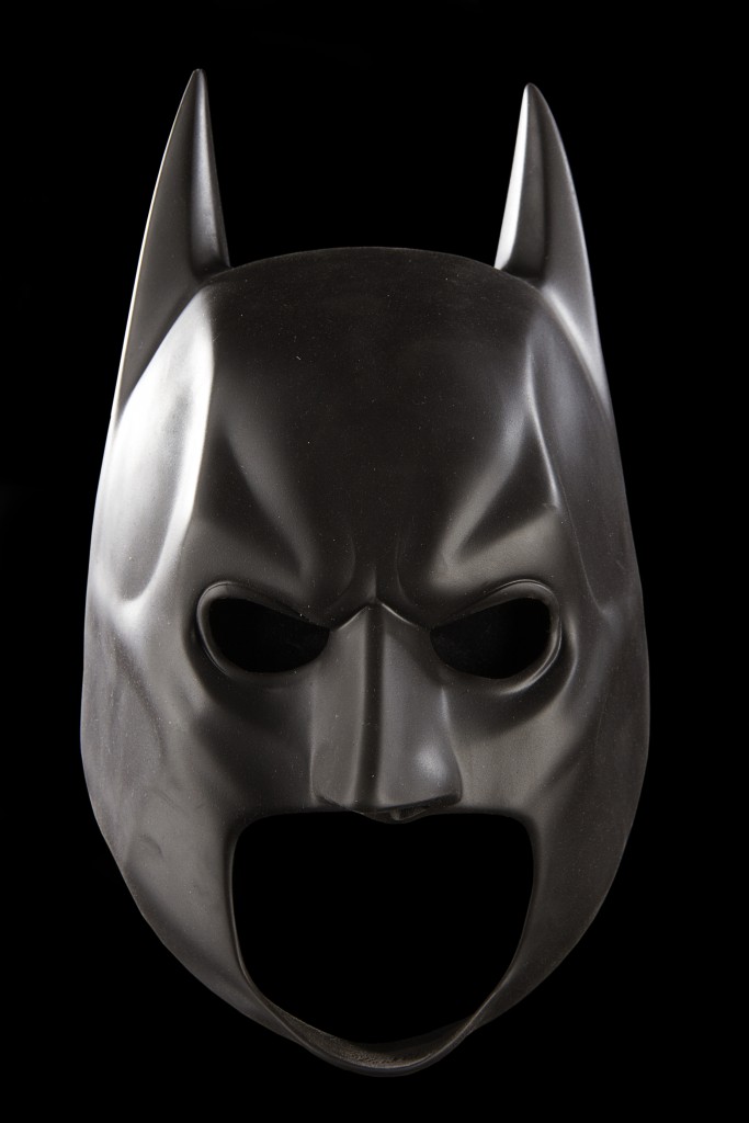 DarkKnightRises-BatmanCowl5