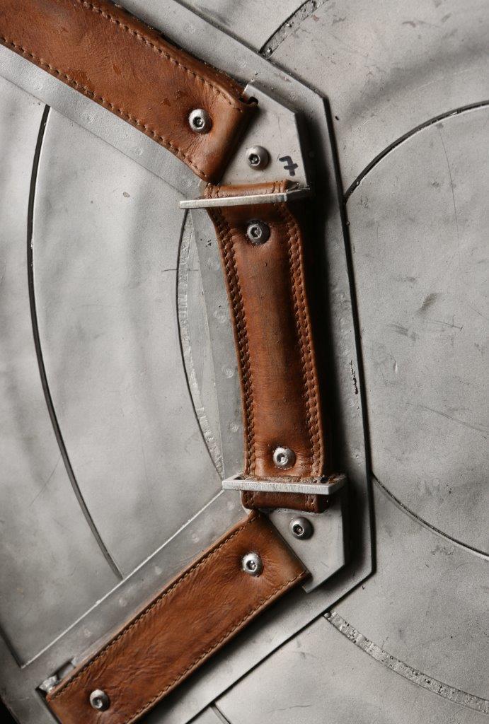54835_Captain_America_1st_Avenger_Captrain_Americas_Distressed_Shield_5