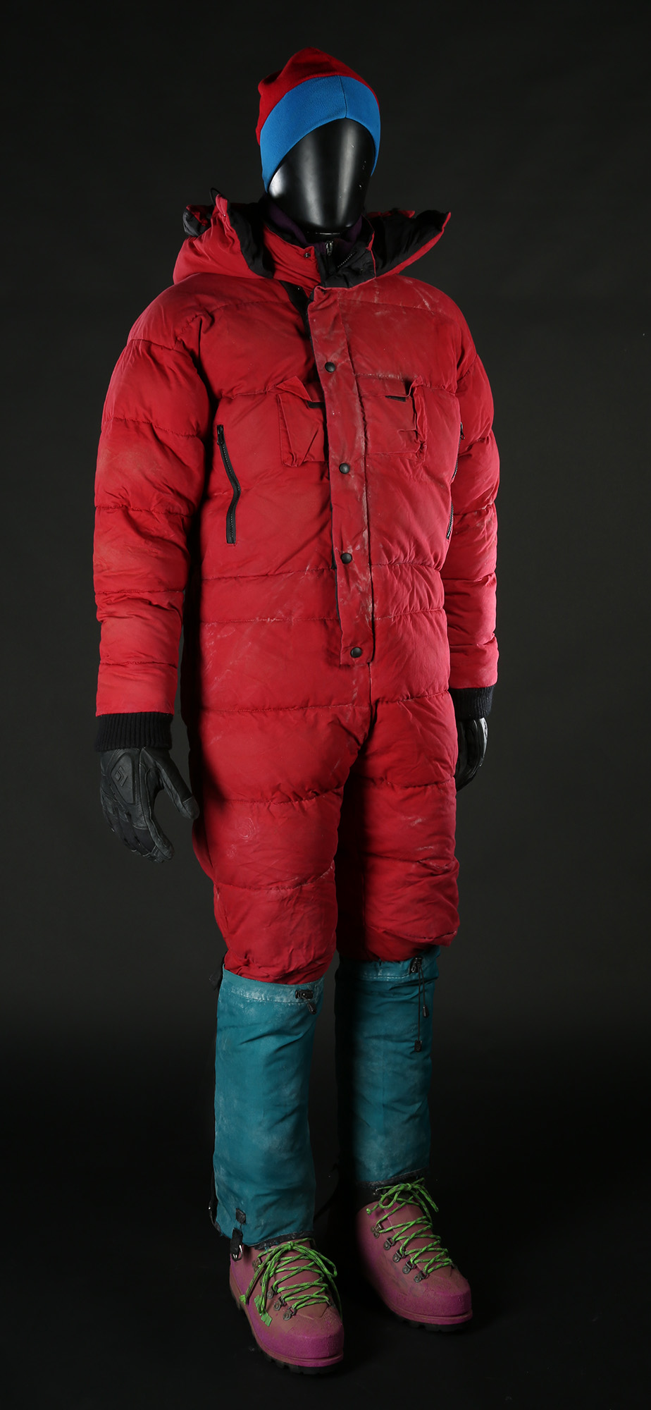 Propstore’s Everest Auction Presents… Costumes | Propstore – Ultimate ...